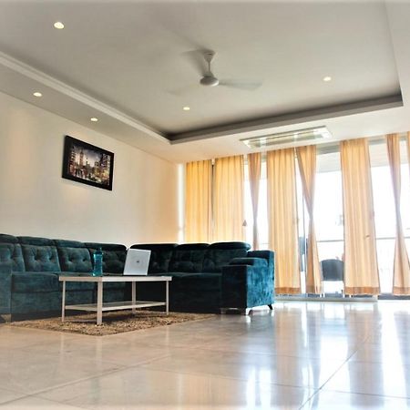 Guest House Service Apartments Pune Luaran gambar