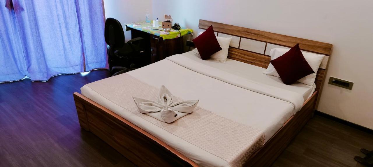 Guest House Service Apartments Pune Luaran gambar